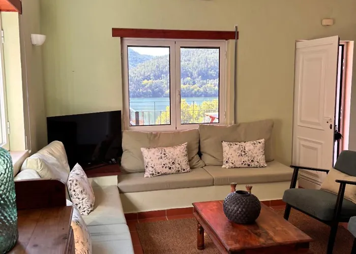 New Flat With View Over The River Zezere