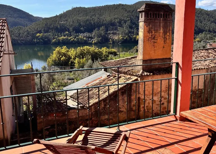 New Flat With View Over The River Zezere Апартаменты *