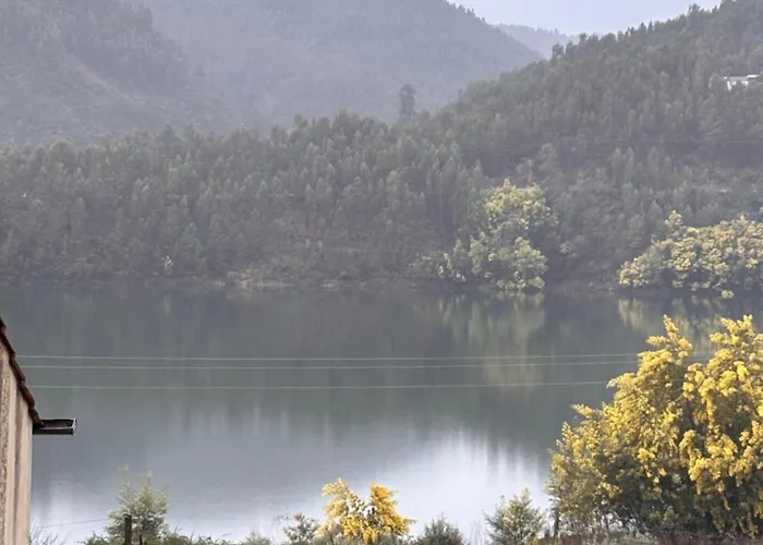 Апартаменты New Flat With View Over The River Zezere Casalinho de Santana